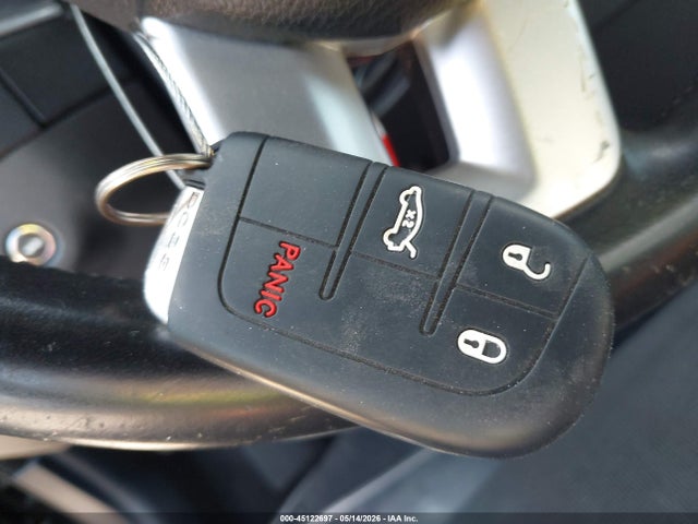 Dodge Charger Se