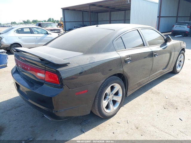 Dodge Charger Se