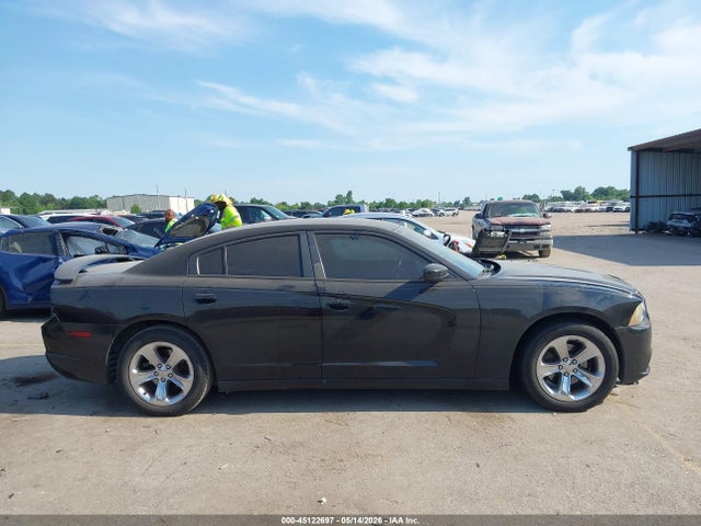 Dodge Charger Se