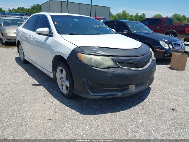 Salvage Toyota Camry Image