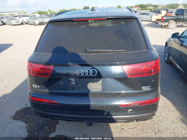Audi Q7 3.0t Premium