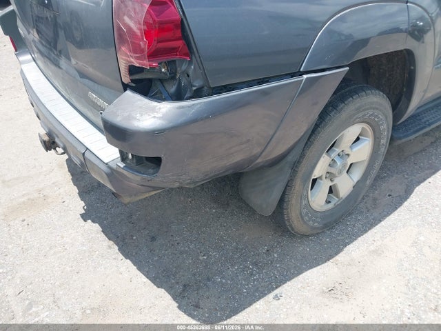 Toyota 4Runner Limited V6
