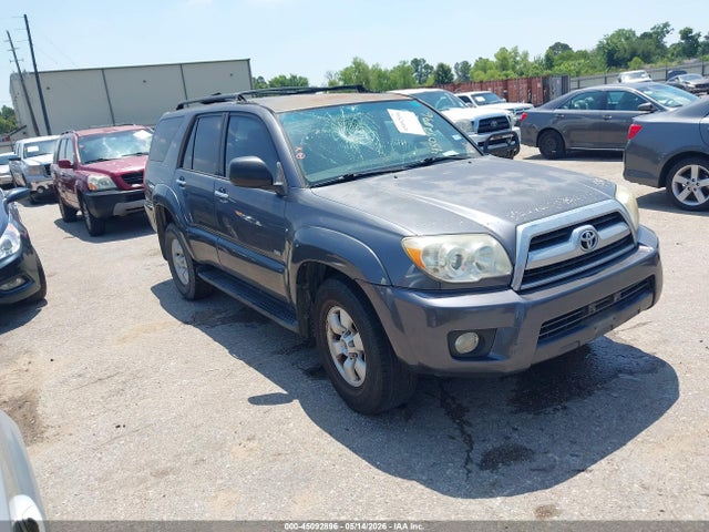 Salvage Toyota 4Runner Image
