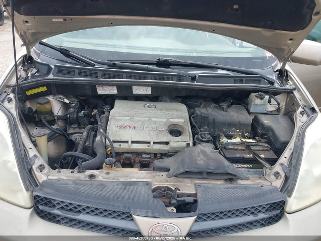 Toyota Sienna Xle