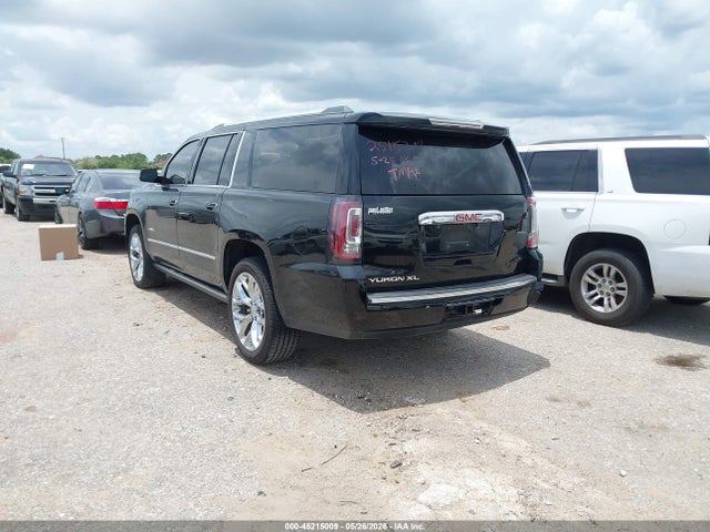 GMC Yukon Denali