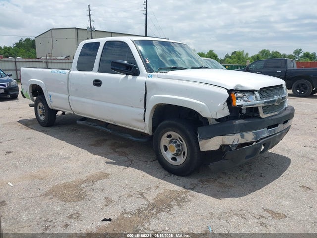 Salvage Chevrolet Silverado 2500 Image