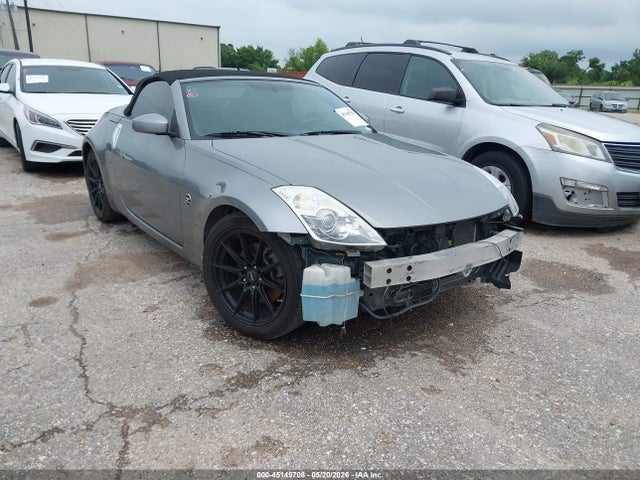 Salvage Nissan 350Z Image