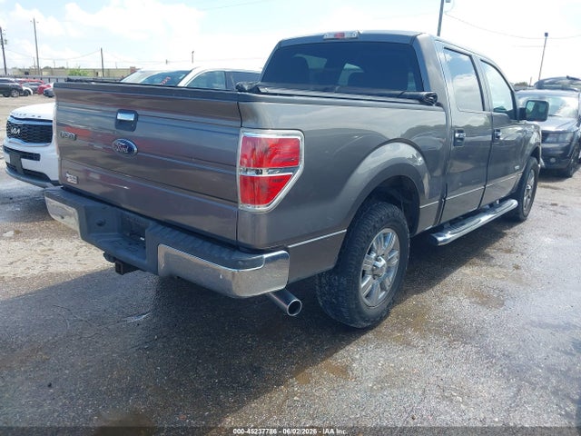 Ford F-150 Xlt