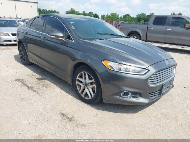 Salvage Ford Fusion Image