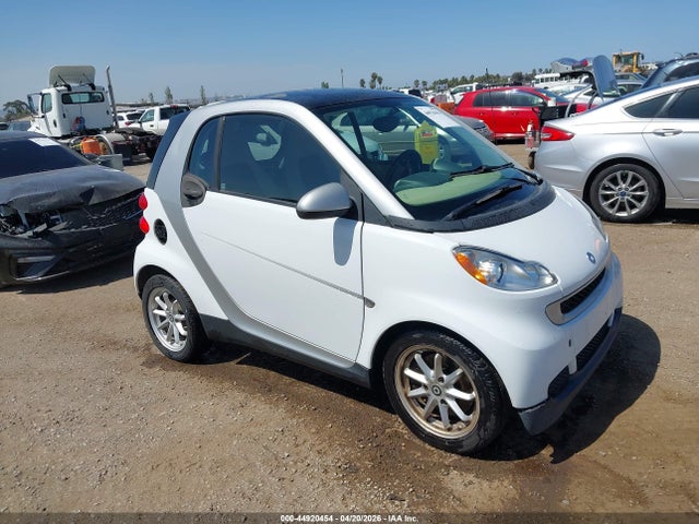 Salvage Smart fortwo Image