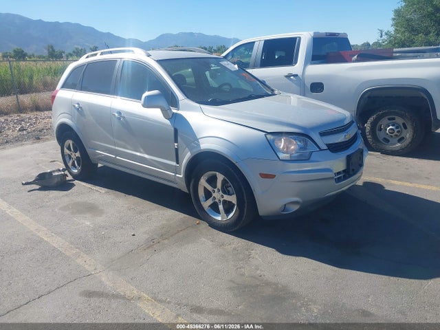 Salvage Chevrolet Captiva Image