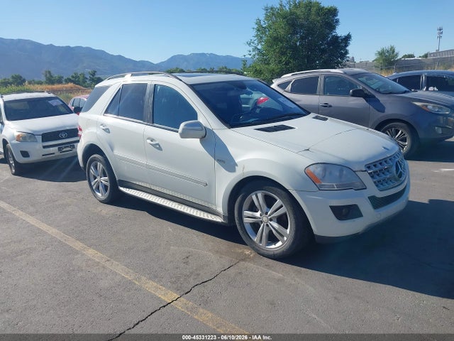 Salvage Mercedes-Benz M-Class Image