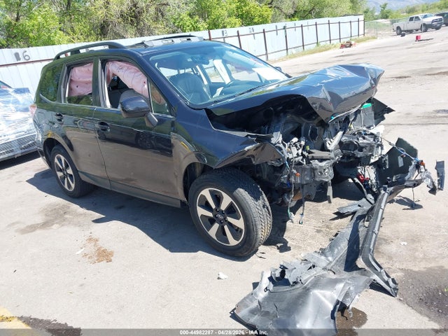Salvage Subaru Forester Image