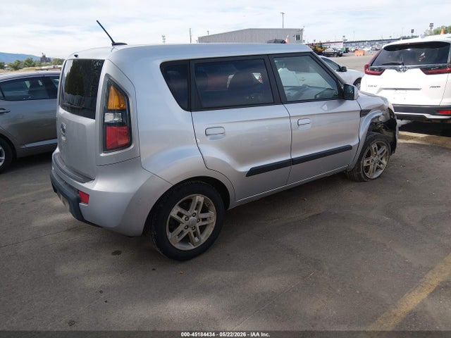 Kia Soul +