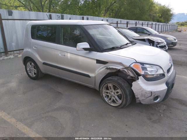 Salvage Kia Soul Image