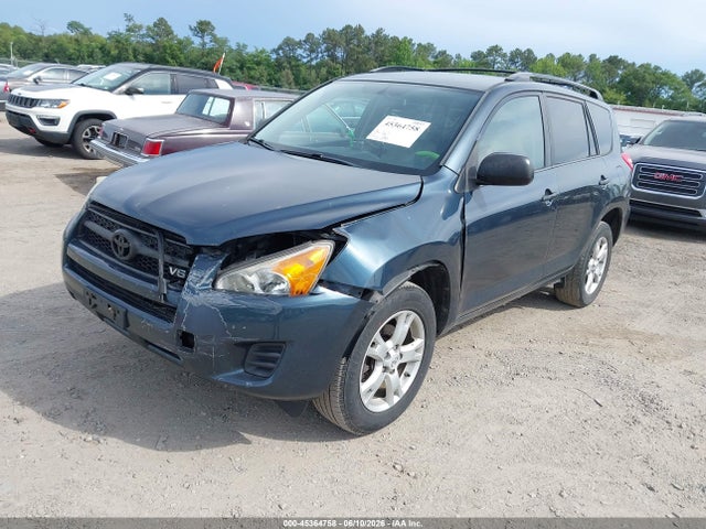 Toyota RAV4 Base V6