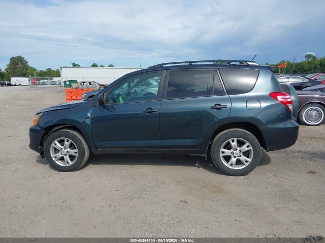 Toyota RAV4 Base V6