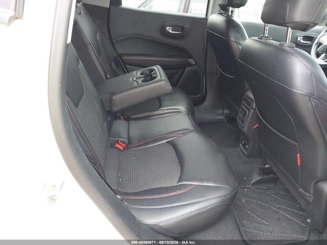 Jeep Compass Trailhawk 4x4