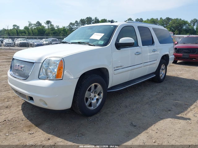 GMC Yukon Denali