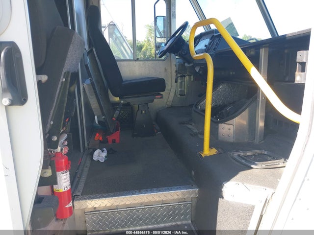 Ford F-59 Commercial Stripped