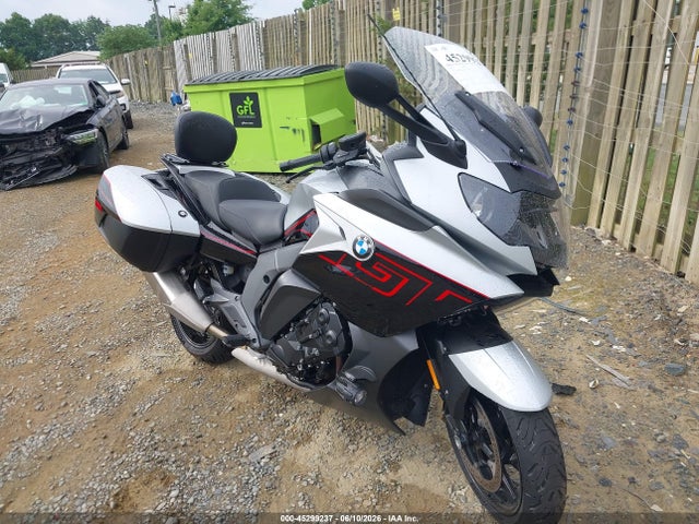 Salvage BMW K1600 Image