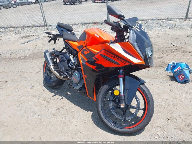 Salvage KTM 390 Image