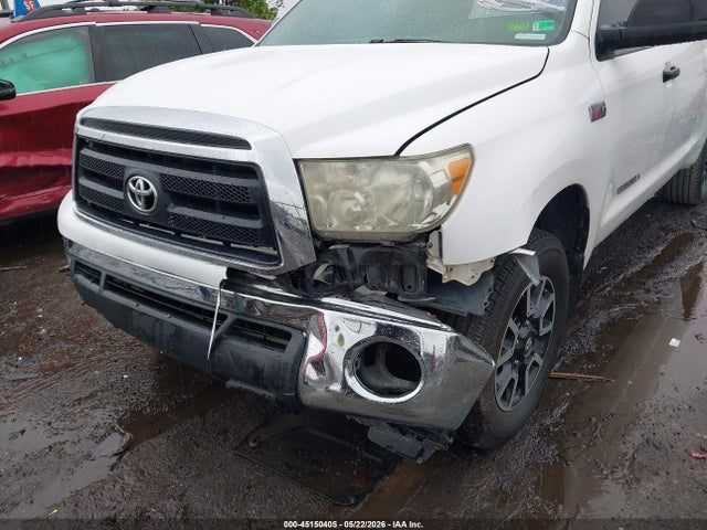 Toyota Tundra Grade 5.7l V8