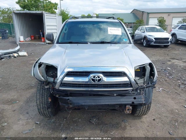 Toyota 4Runner Sr5