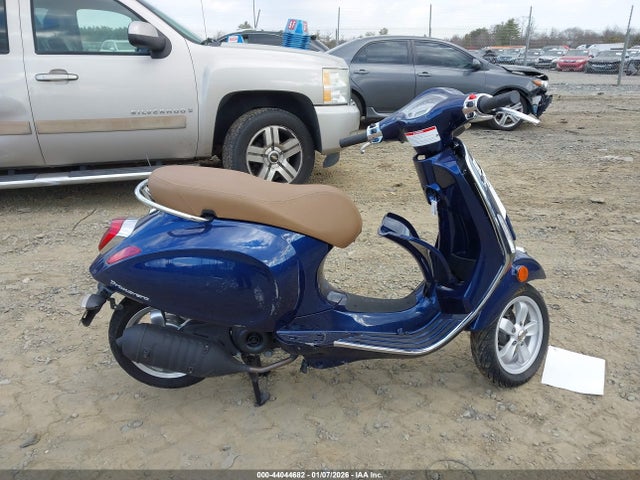 Vespa Primavera Sprint 50