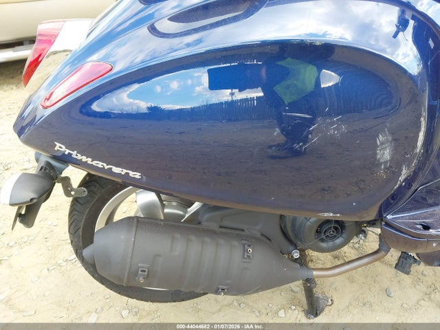 Vespa Primavera Sprint 50