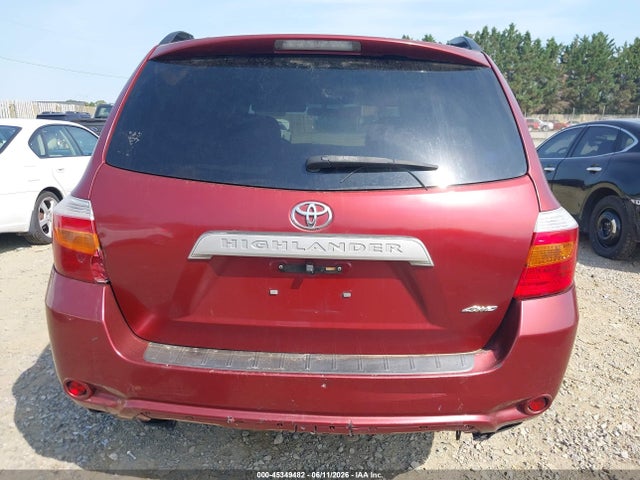 Toyota Highlander Base V6