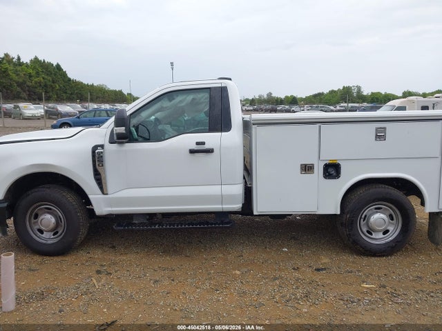 Ford F-250 Xl
