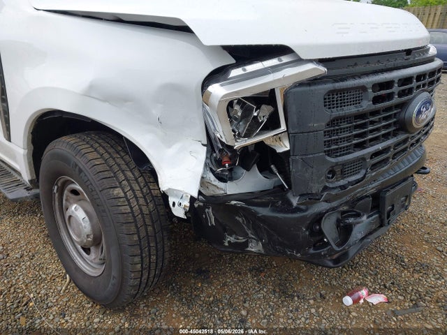 Ford F-250 Xl