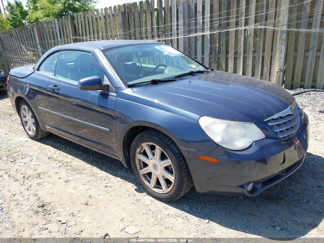 Salvage Chrysler Sebring Image