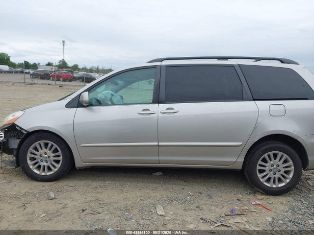 Toyota Sienna Xle