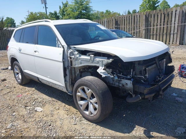 Salvage Volkswagen Atlas Image