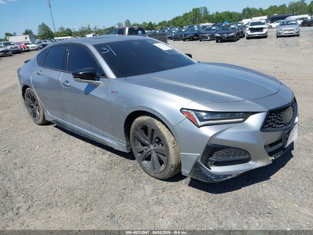 Salvage Acura TLX Image