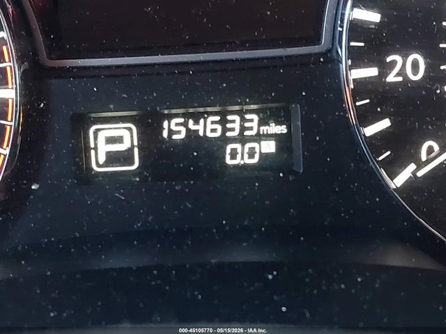 Nissan Pathfinder S