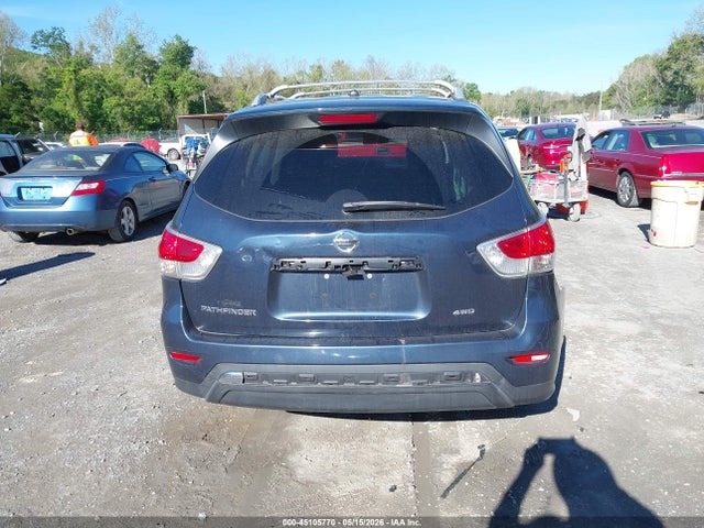 Nissan Pathfinder S