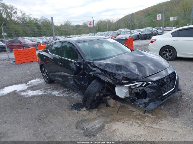 Salvage Nissan Sentra Image