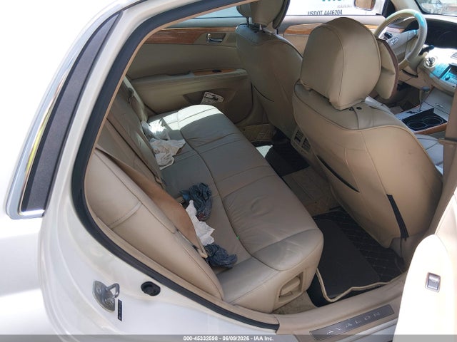 Toyota Avalon Xls