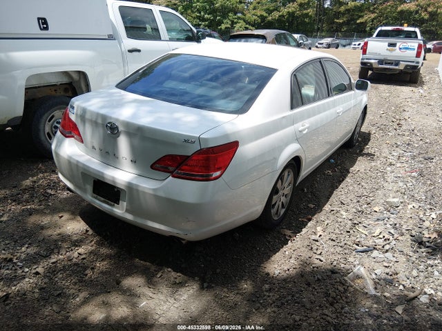 Toyota Avalon Xls