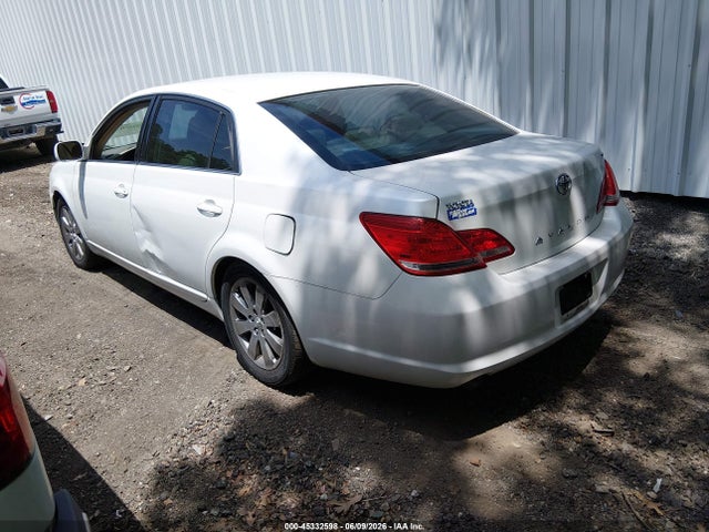 Toyota Avalon Xls