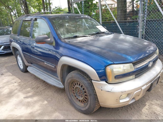 Salvage Chevrolet Trailblazer Image