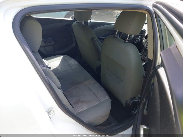 Chevrolet Sonic Ls Auto