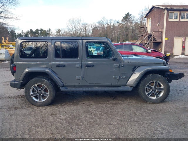 Jeep Wrangler Sahara