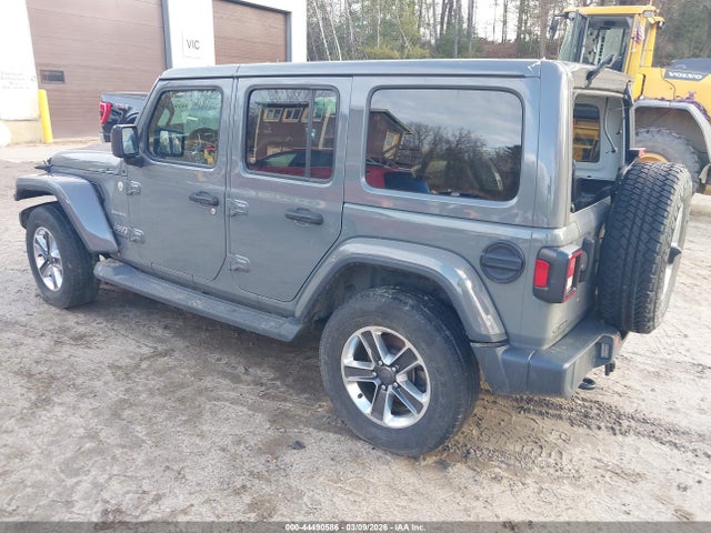 Jeep Wrangler Sahara