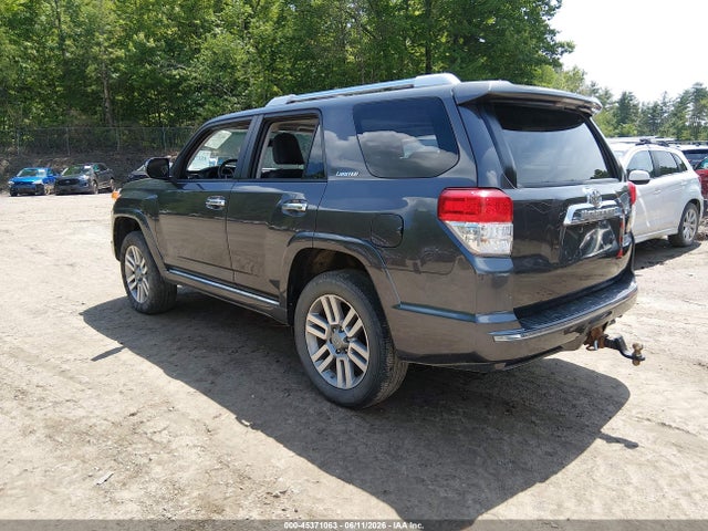 Toyota 4Runner Limited V6