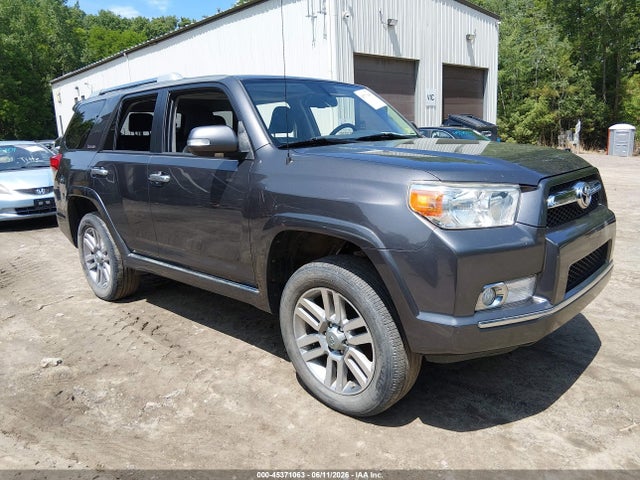 Toyota 4Runner Limited V6