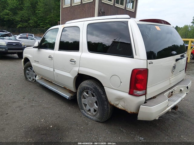 Cadillac Escalade Standard